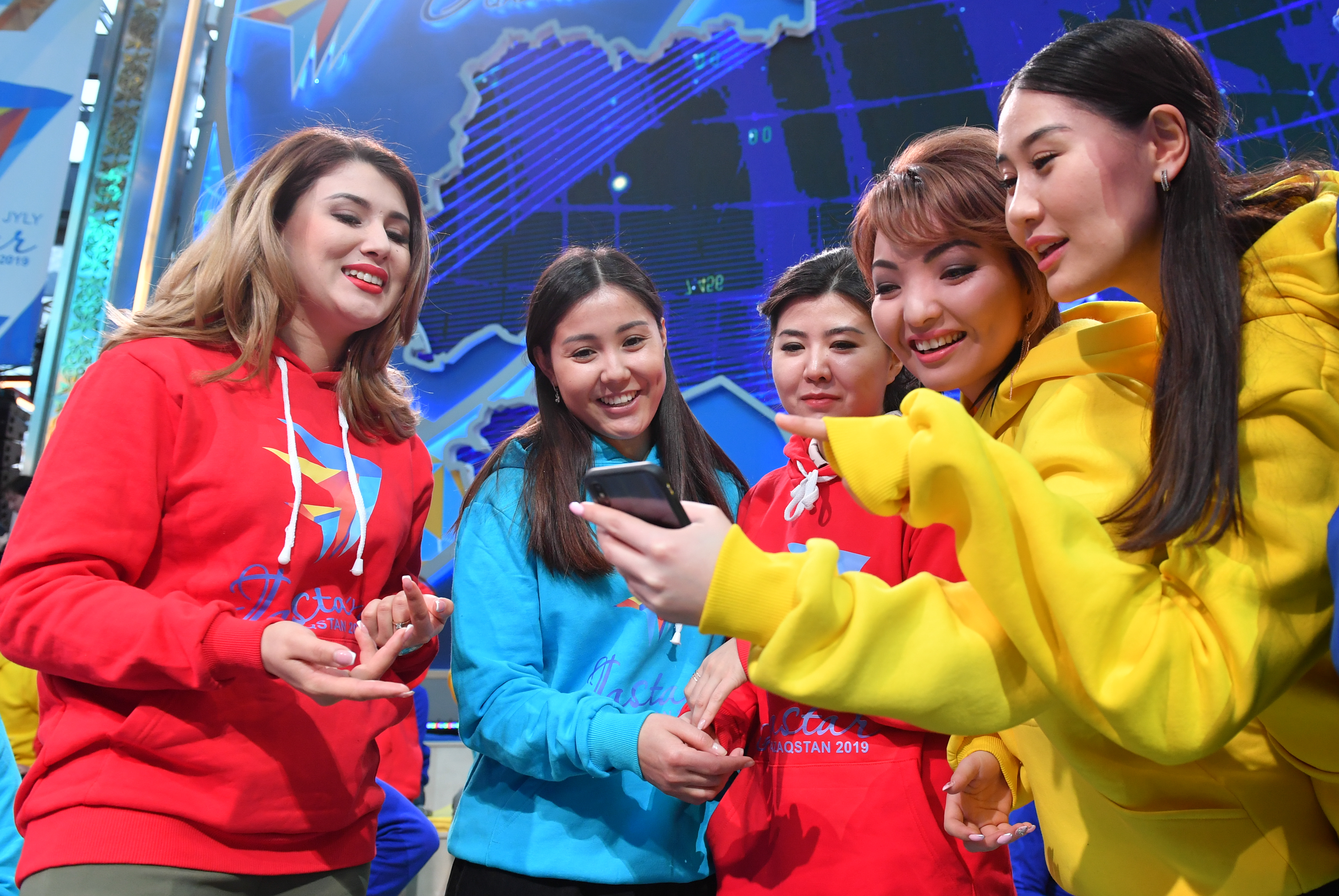 Jastar saıasaty sınergııasy