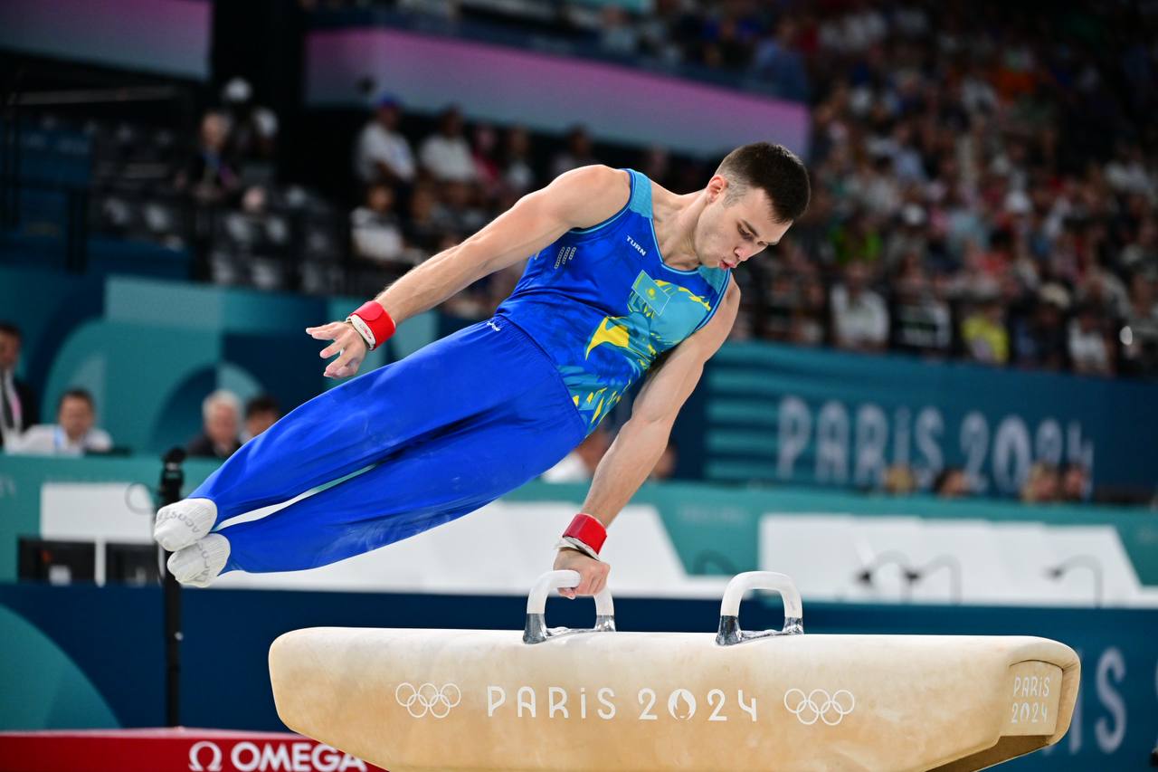 Tarıhı sát! Narıman Qurbanov Parıj Olımpıadasynyń kúmis júldesin enshiledi