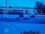 Túrkistanda avtobýs motosıkl júrgizýshisin qaǵyp ketti