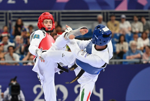 Taekvondoshy Samırhon Ababakırov Olımpıada chempıonyna ese jiberdi