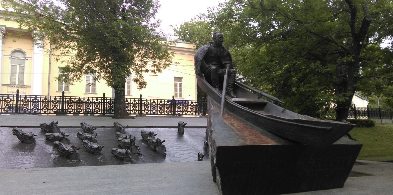 Sholohov. At basy jáne adam taǵdyry