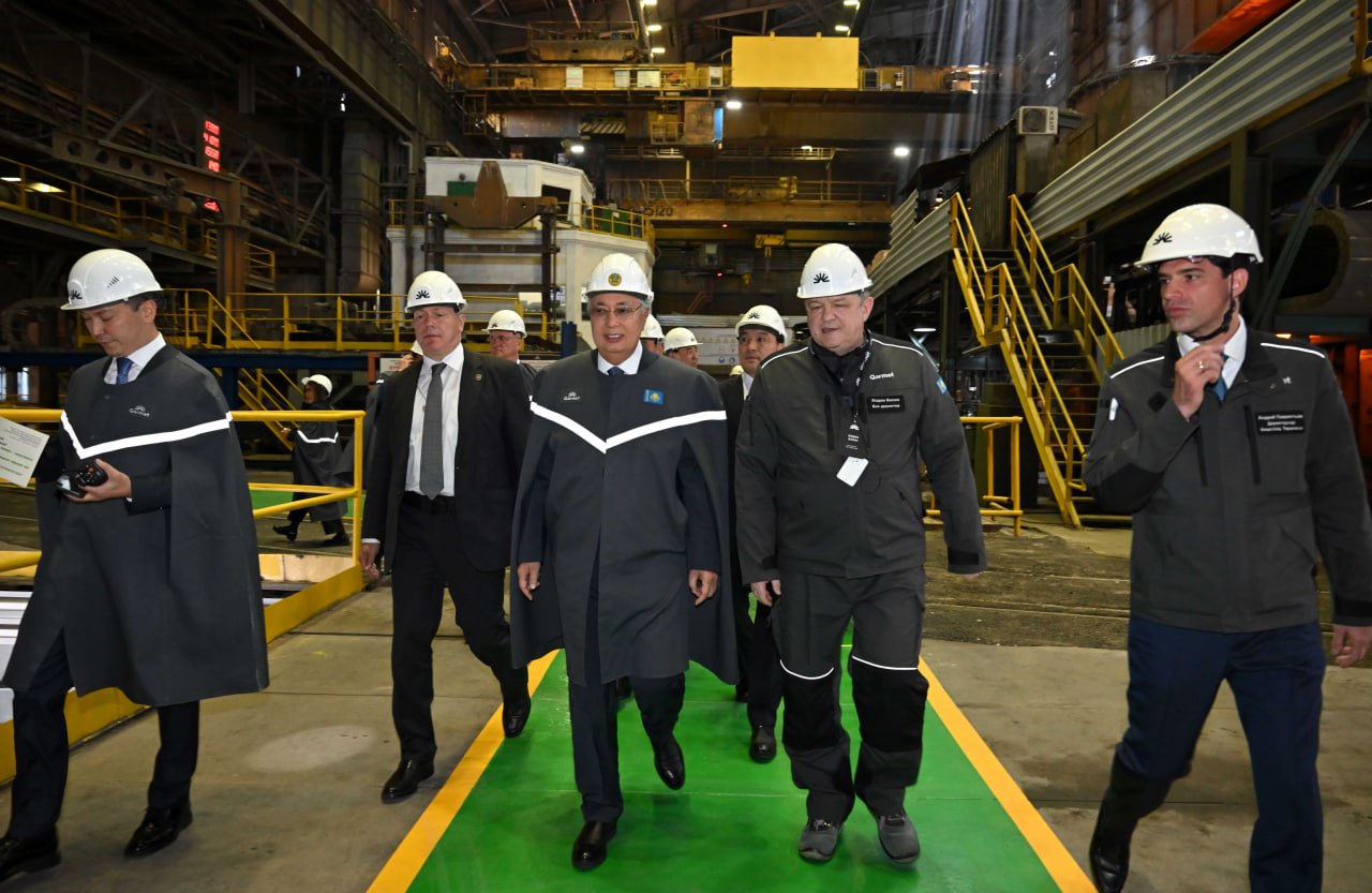 Memleket basshysy Qarmet metallýrgııalyq kombınatyna bardy