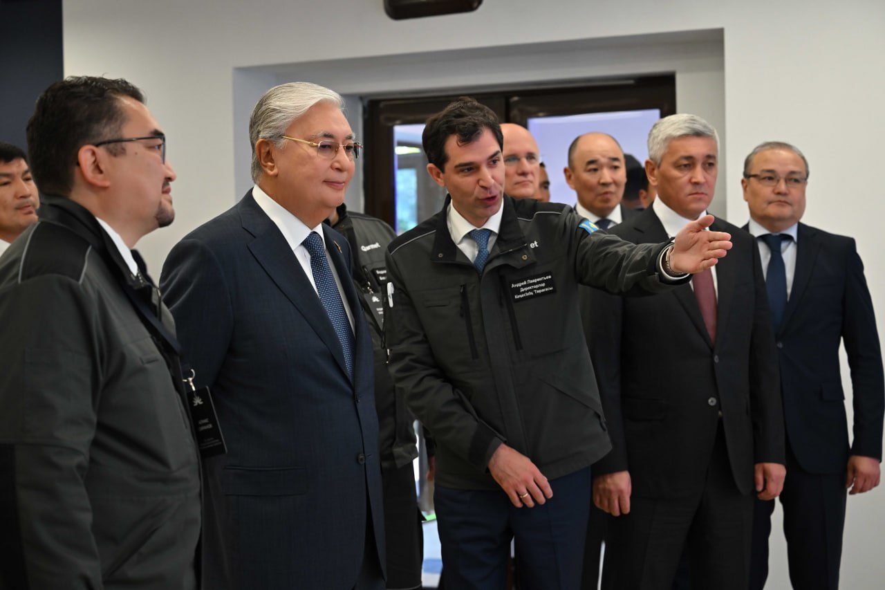 Prezıdent Qarmet Kreatıvti tehnologııalar ortalyǵyn aralady