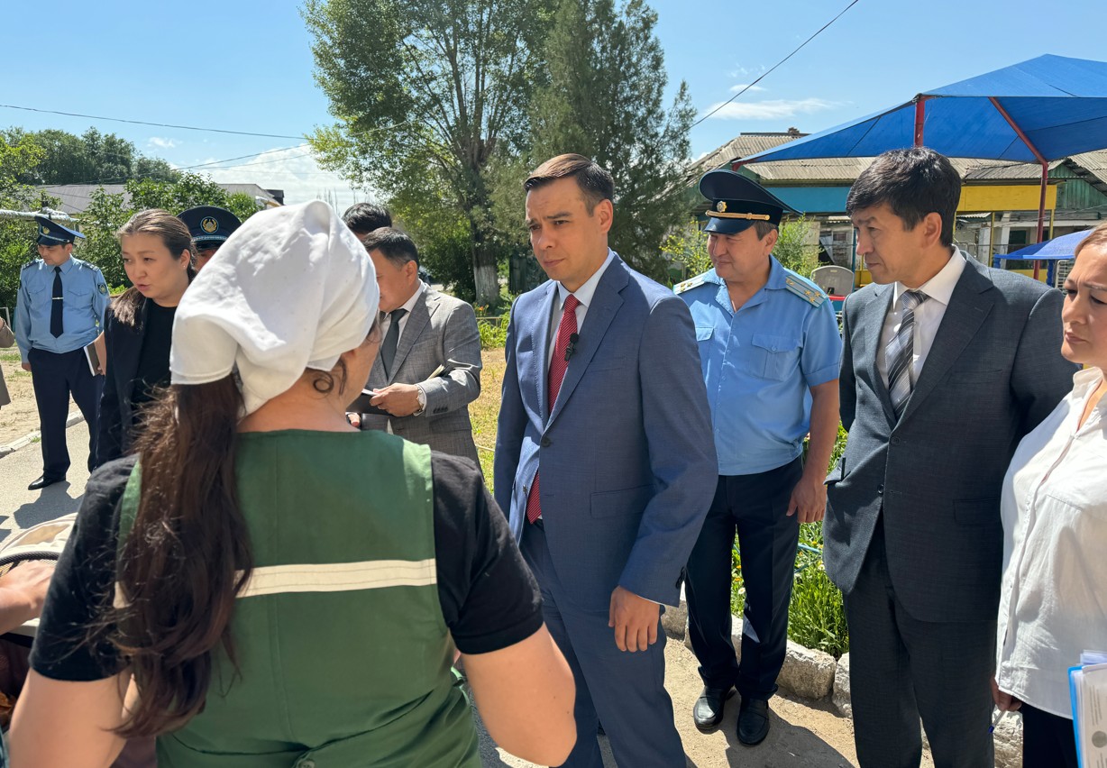 Adam quqy qoǵamnan oqshaý ortada da qorǵalady