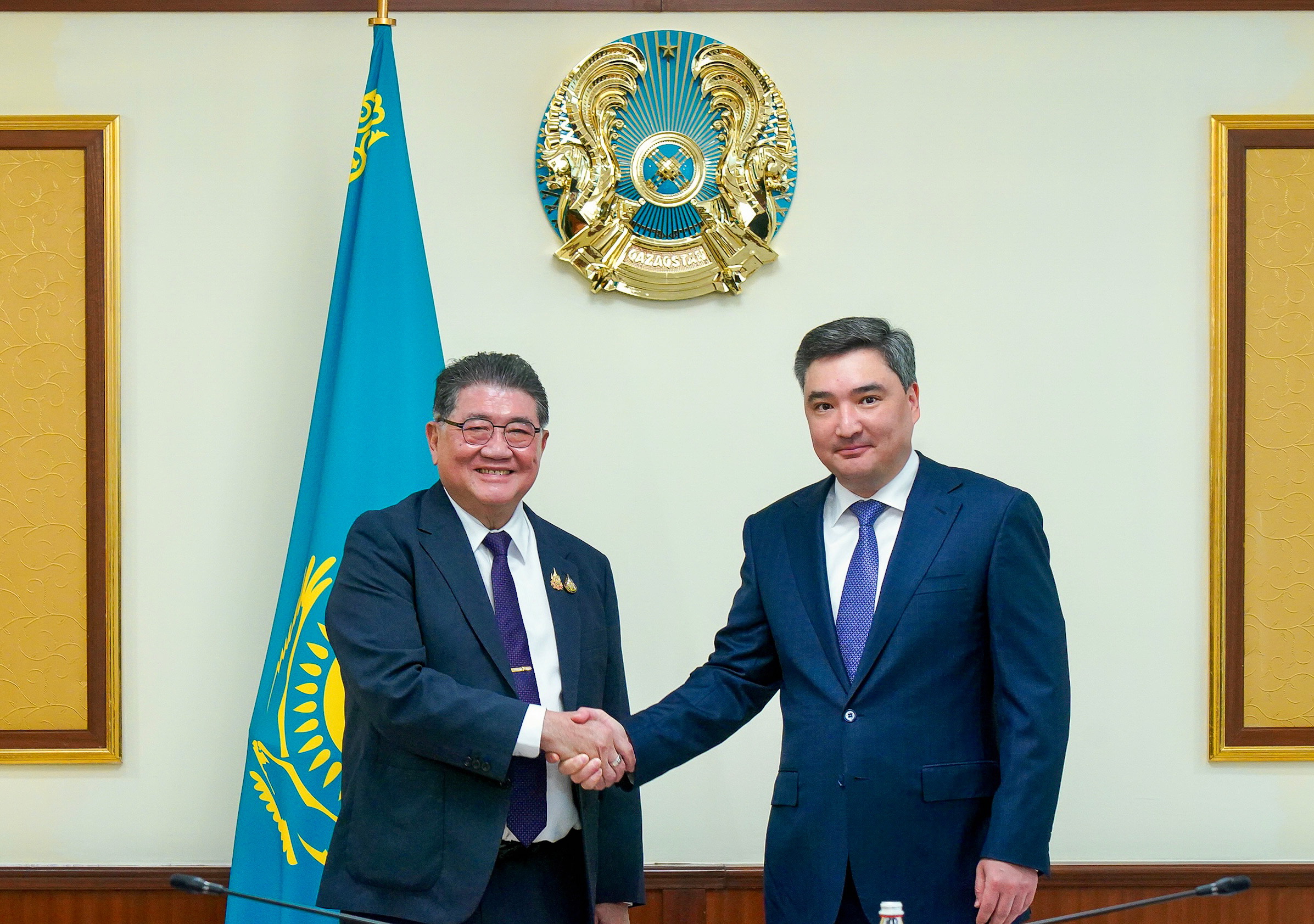 Yntymaqtastyq nyǵaıa túsedi