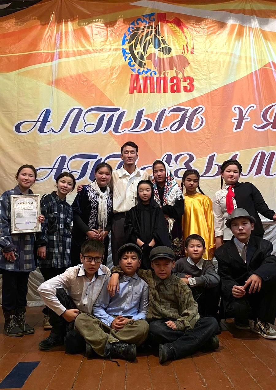 Aýylynan teatr ashqan talant