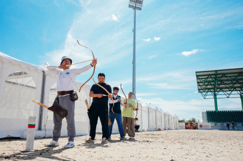 Mergender «Qazanat» ıppodromynda sheberligin shyńdap jatyr
