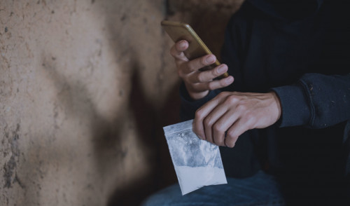 Esirtki satatyn 55 telegram-arnanyń qyzmeti joıyldy