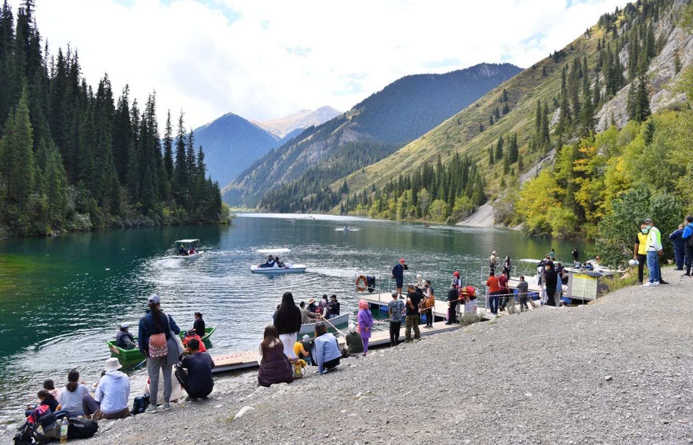 Qorshaǵan ortanyń tazalyǵyn baqylaıdy