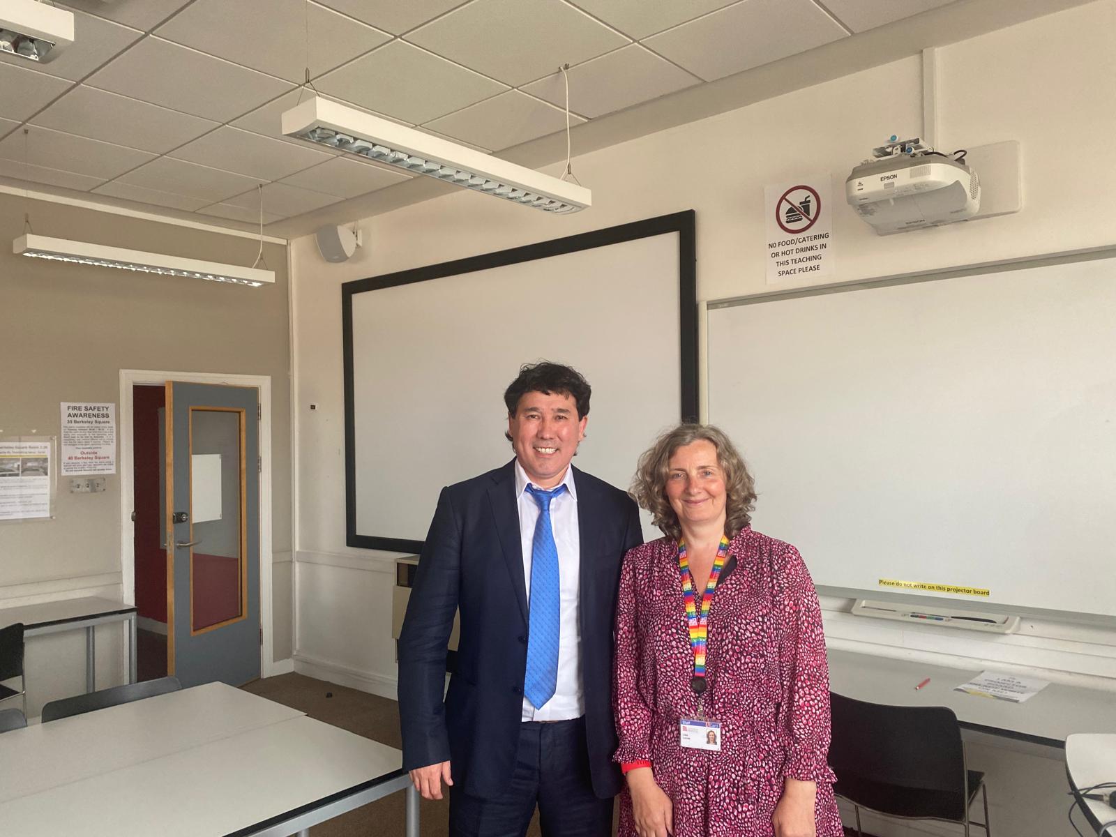 Baqyt Altynbasov: Oqý orny men ónerkásip baılanysynyń tıimdiligi joǵary