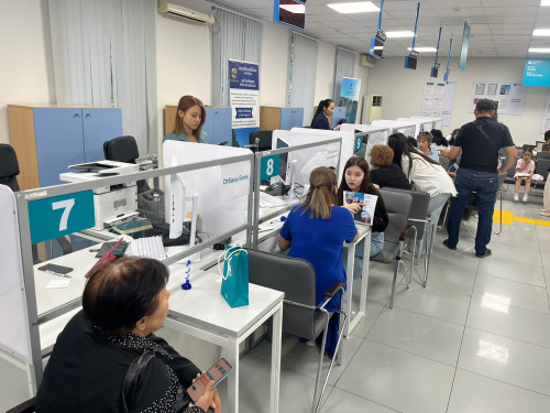 Atyraýda «Otbasy bank» AQ ashyq esik kúnin ótkizdi