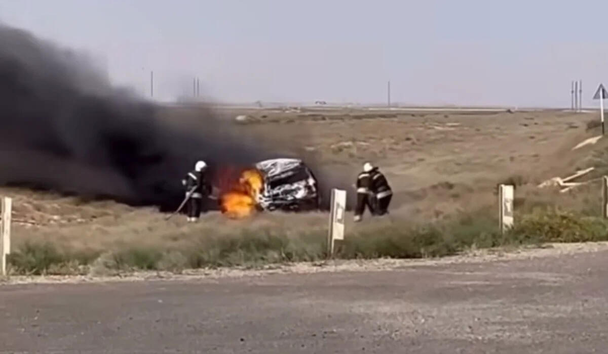 Mańǵystaýda avtokólik órtenip, bir bala kóz jumdy