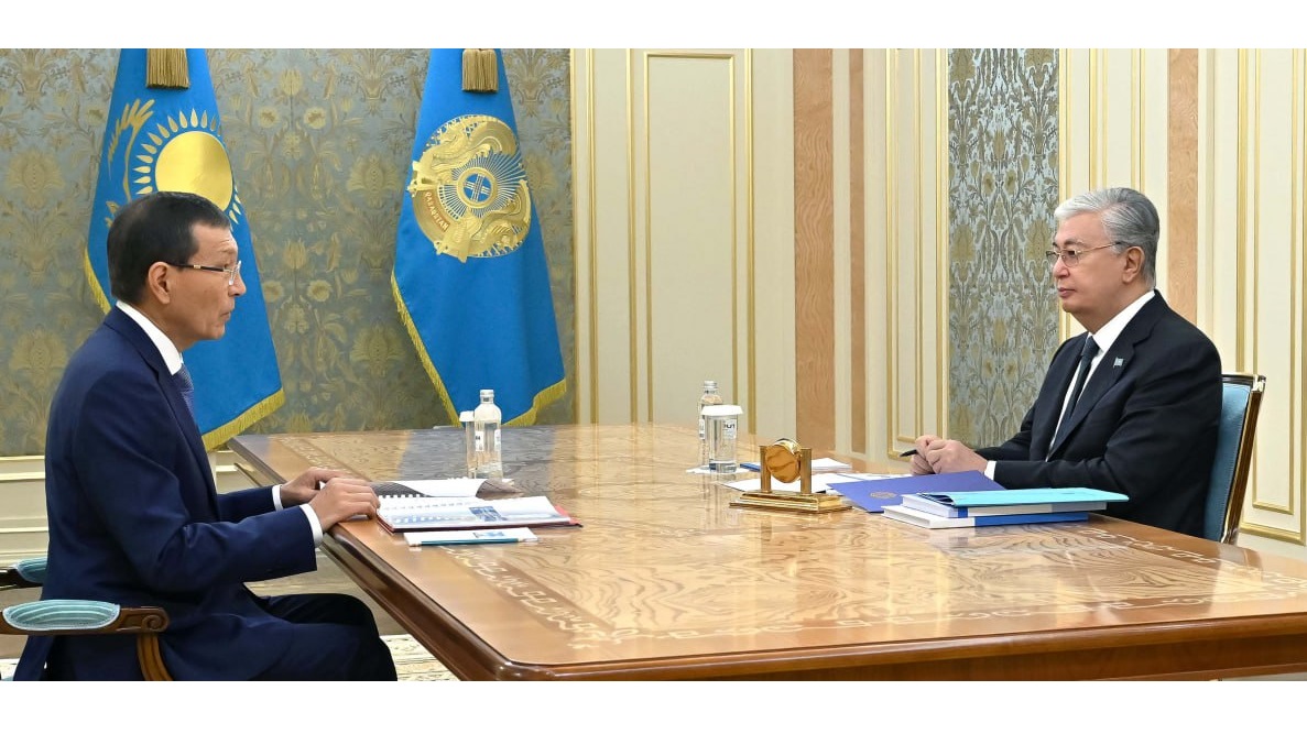 Prezıdent Ortalyq saılaý komıssııasynyń tóraǵasyn qabyldady