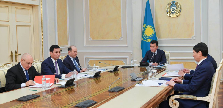 Komıssııanyń kezekti otyrysy