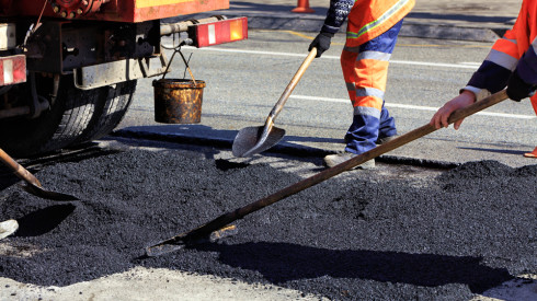 Tavrııaǵa asfalt tóselip jatyr