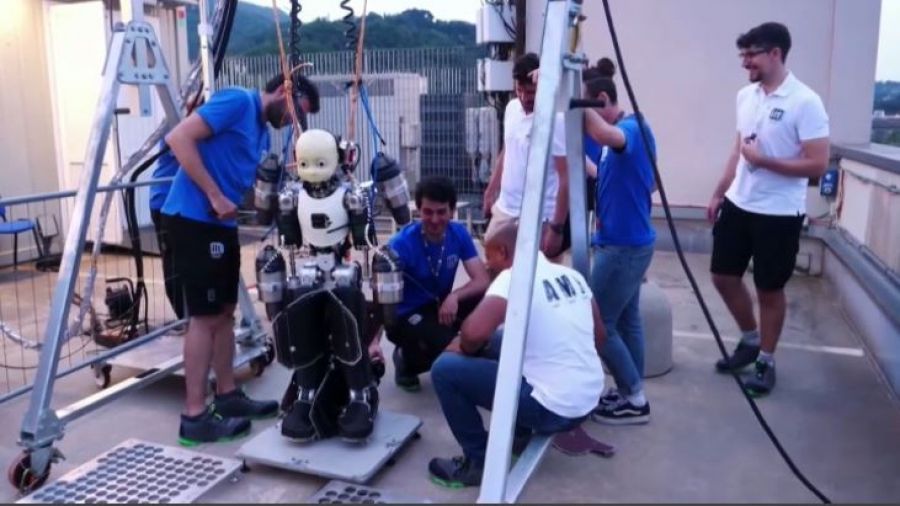 Ǵalam ǵajaptary: Robot ta samǵaıdy