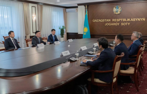 Joǵarǵy Sot Tóraǵasy Túrkııa Sot tóreligi akademııasynyń prezıdentimen kezdesti