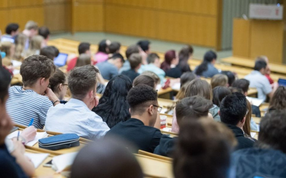 Bıyl bıýdjet esebinen kolledjderge 142,5 myń stýdent qabyldandy