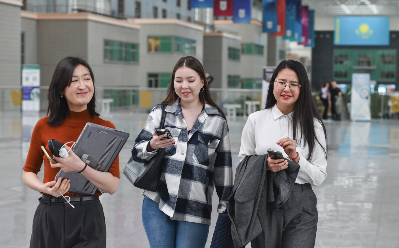 Ǵylymı áleýetti arttyra túsedi