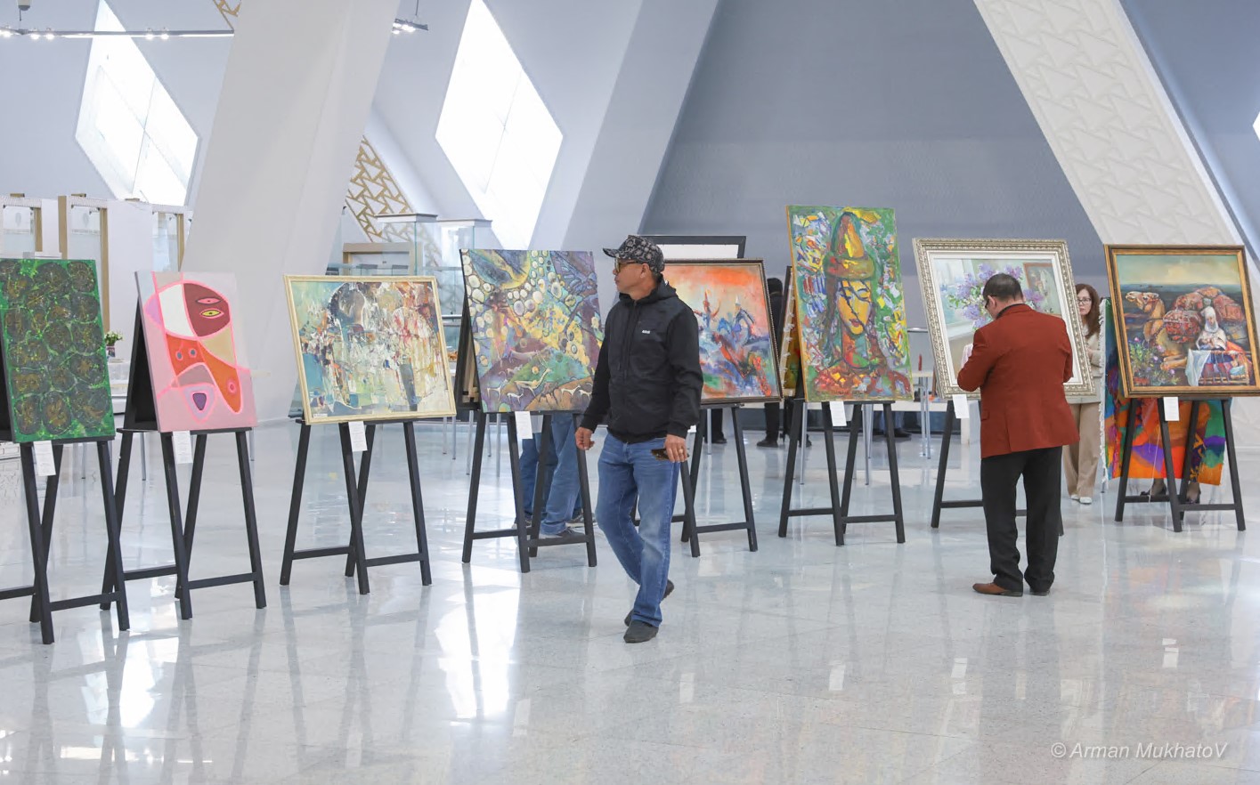 О́rkenıetaralyq dıalog