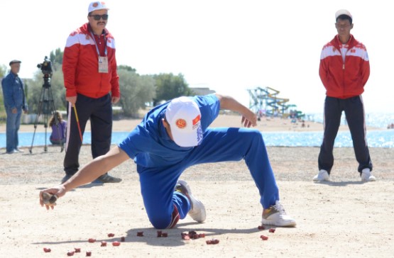 Qarsylastaryna ese jiberdi