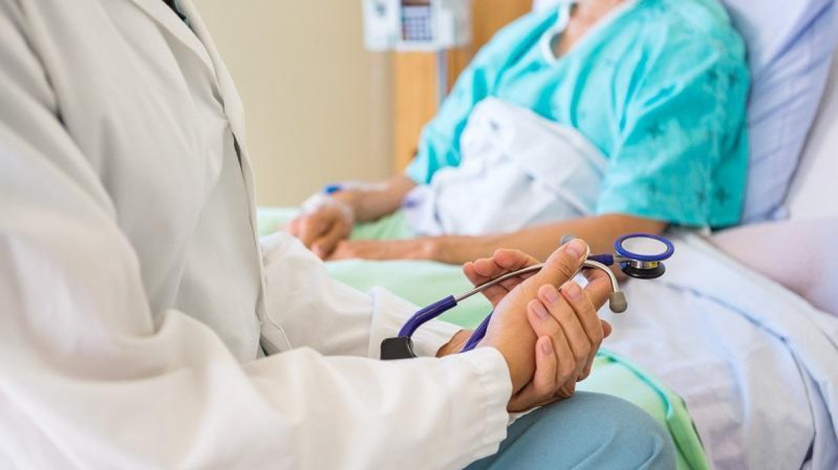 Qazaqstanda kún saıyn eki áıel qaterli isikten kóz jumady