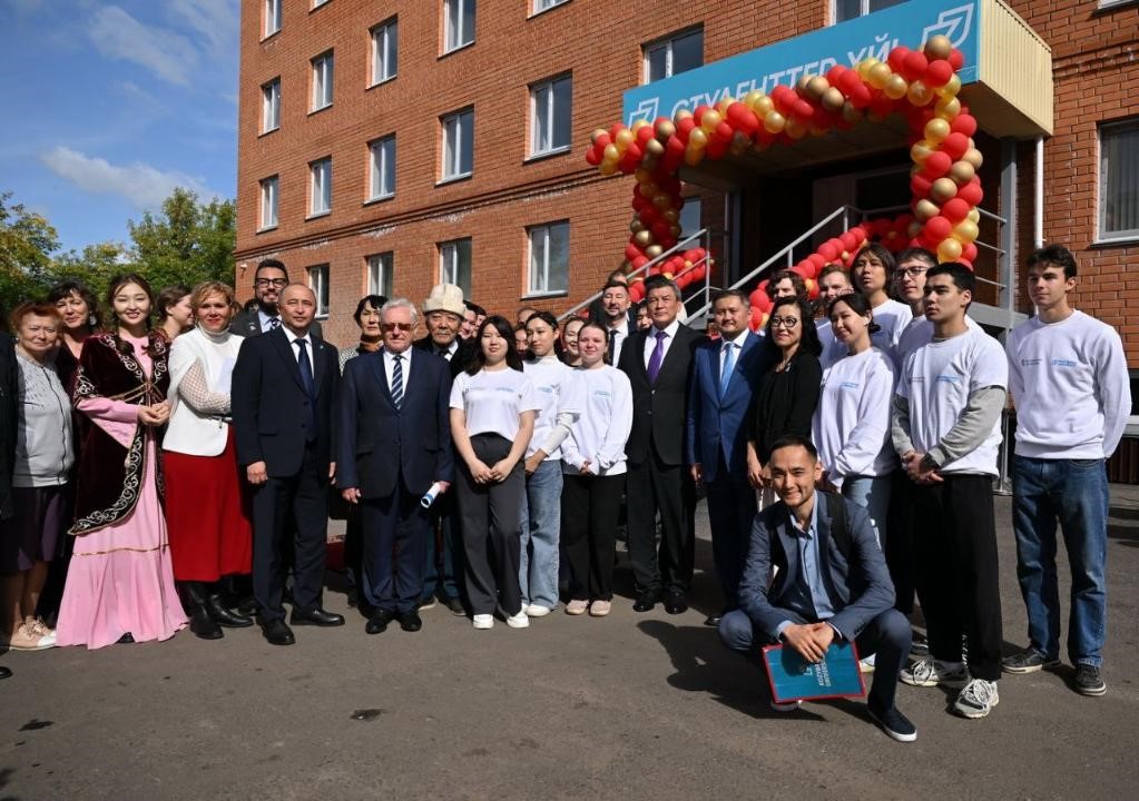 Stýdentter úıiniń qýanyshy