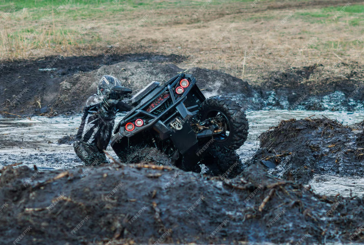 SQO-da kvadrosıkl aýdarylyp, 4 jasar búldirshin qaıtys boldy