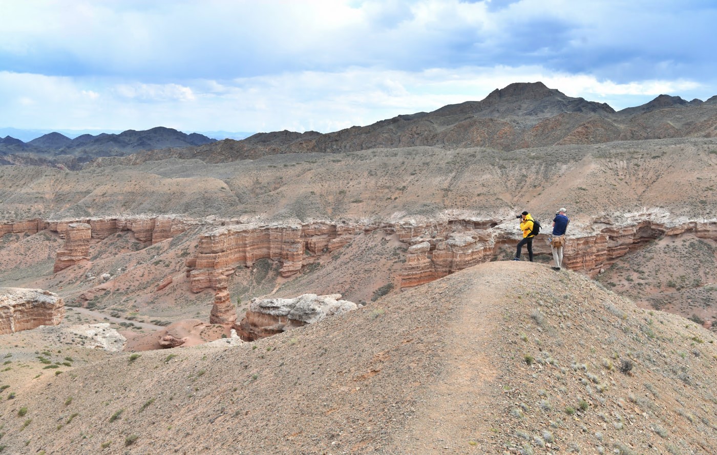 Týrızmdi damytamyz desek...