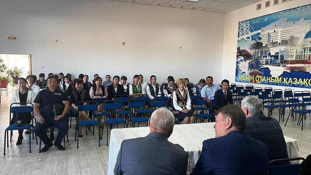 Atyraý oblysynyń turǵyndaryna AES salýdyń mańyzy týraly aıtyldy