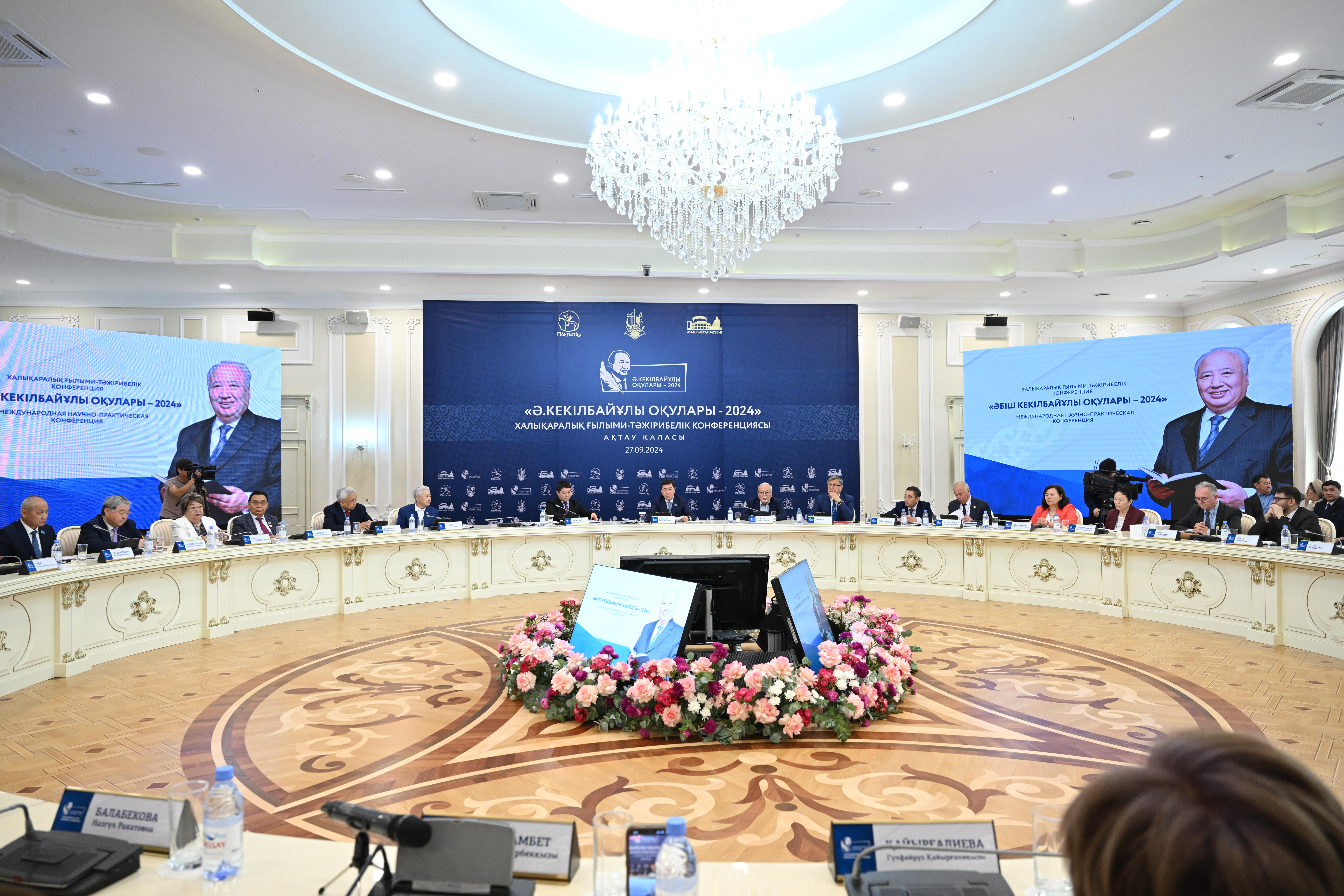 Prezıdent: Ábish Kekilbaıuly – táýelsizdigimizdiń tuǵyryn bekemdegen qaıratker