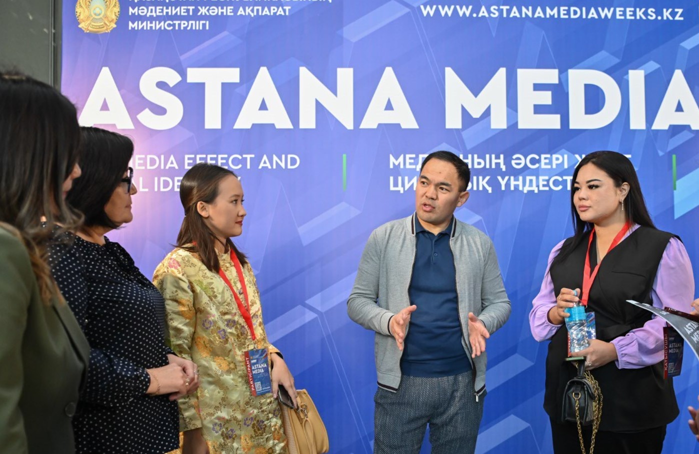 Basty taqyryp: О́ńirlik BAQ pen balalar kontentiniń ahýaly