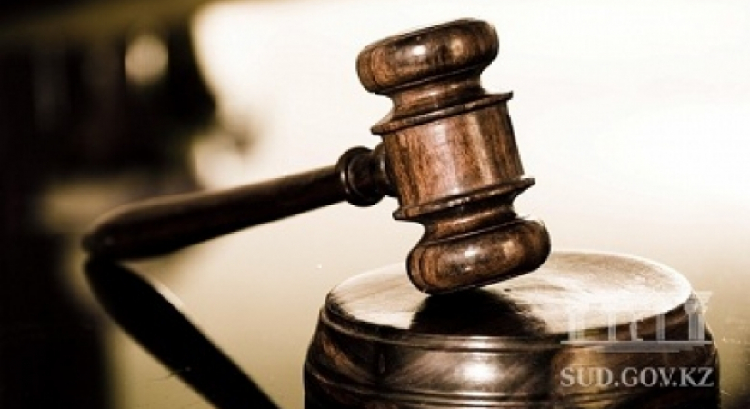 Boks jattyqtyrýshysy 37 jyl buryn sotty bolǵany úshin jumystan bosatylǵan