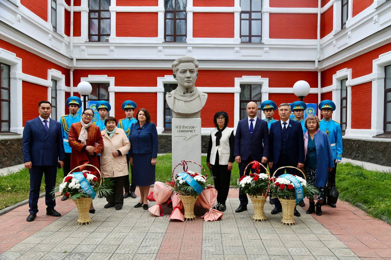 Alashtyń aıbozdary oqyǵan orda