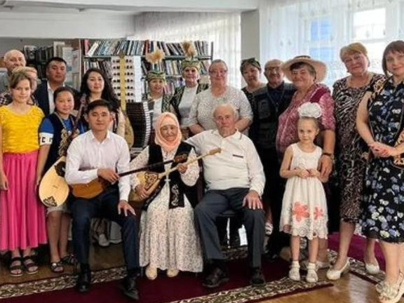 «Birgemiz: Qamqor» jobasy qarttarǵa qýanysh syılady