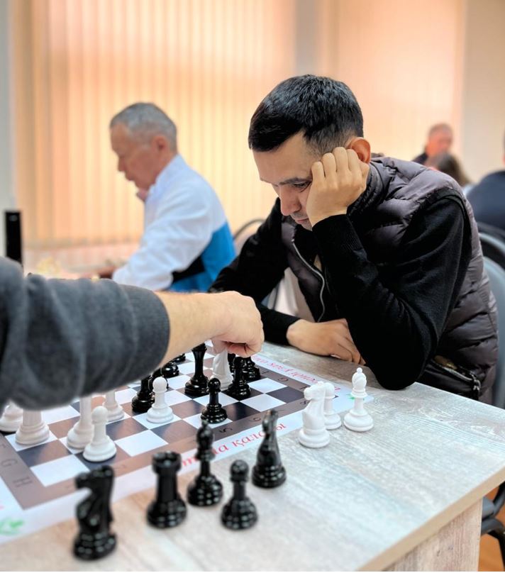 Áleýmettik sala qyzmetkerleri sporttyń 6 túri boıynsha saıysady