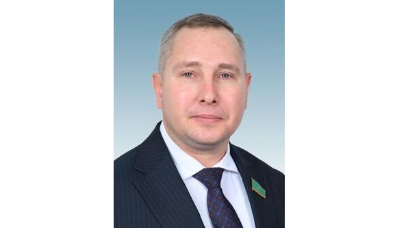 TikTok mazmunynyń kóp bóligi qaýipti – senator