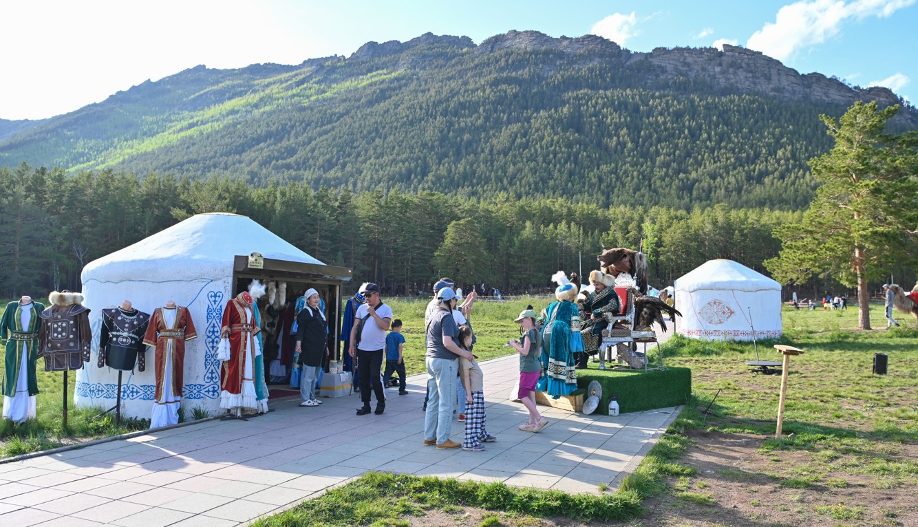 Atamyz atqa minbep pe edi?..