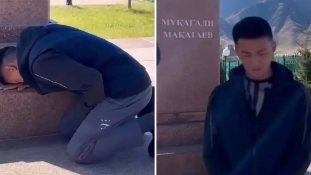 Muqaǵalıǵa til tıgizgen bloger aqynnyń eskertkishi aldynda keshirim surady