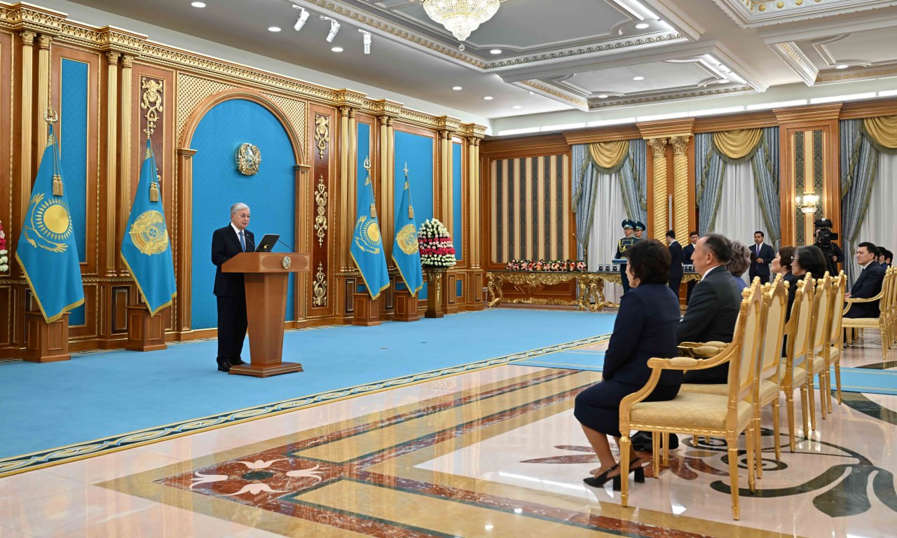 Prezıdent  ustazdardy kásibı merekesimen quttyqtady