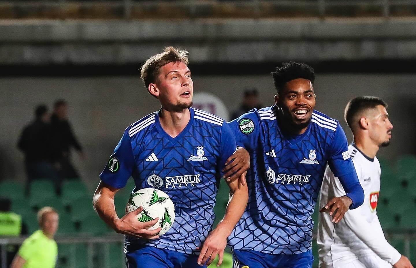 Báseke taǵdyryn bir gol sheshti