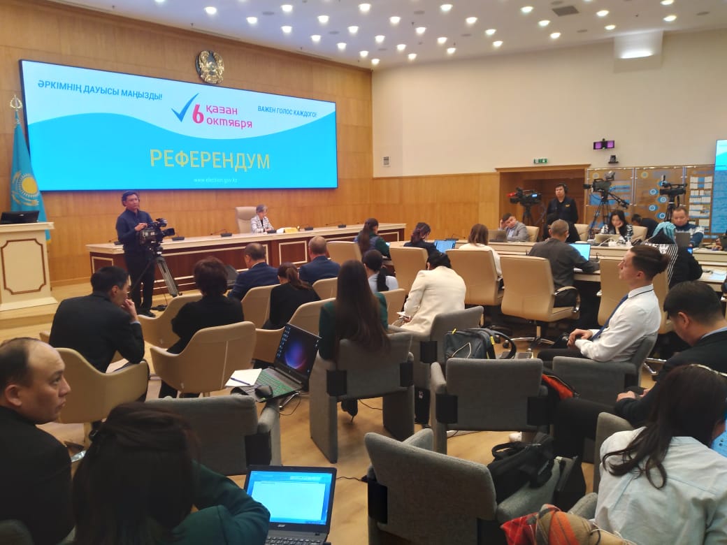 Referendým: Daýys berý belsendiligi 50 paıyzdan asty