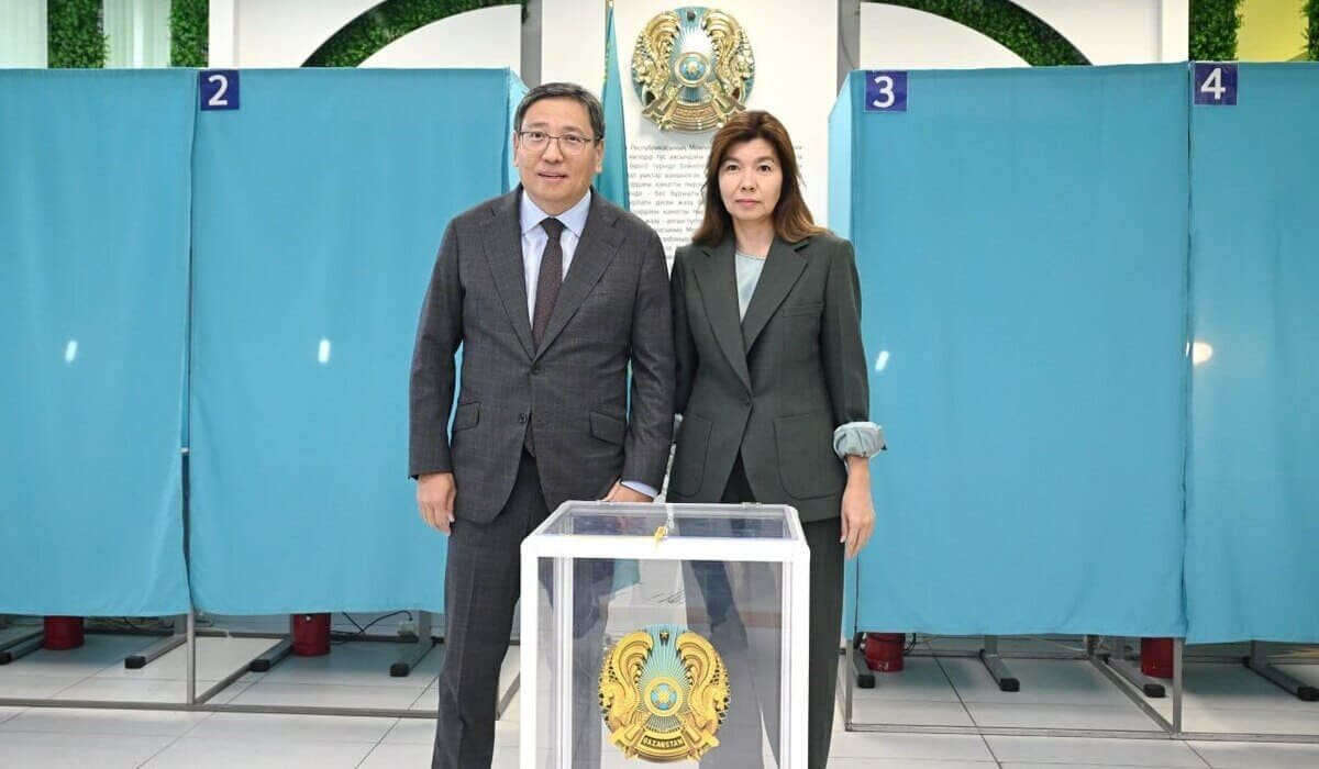 Erbolat Dosaev AES salý jónindegi referendýmǵa qatysty