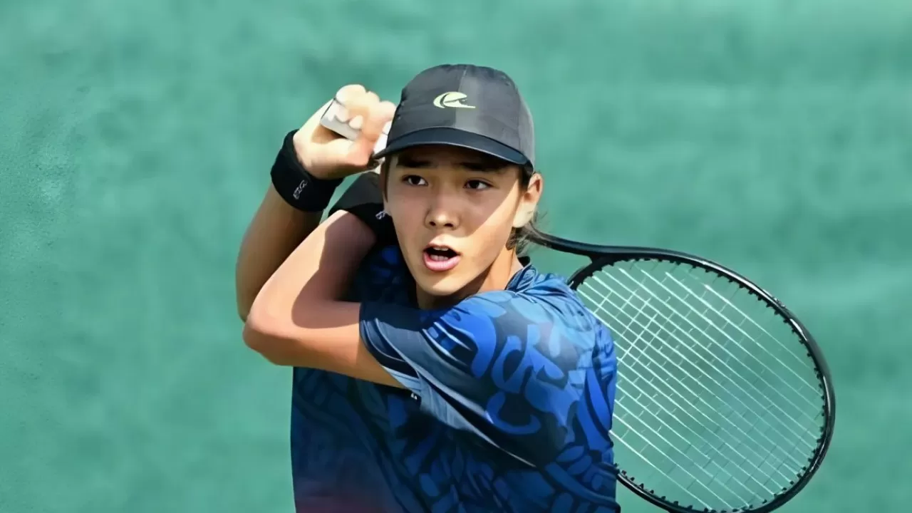 Tennısshi Ámir Omarhanov Beıjińdegi týrnırdiń jeńimpazy atandy