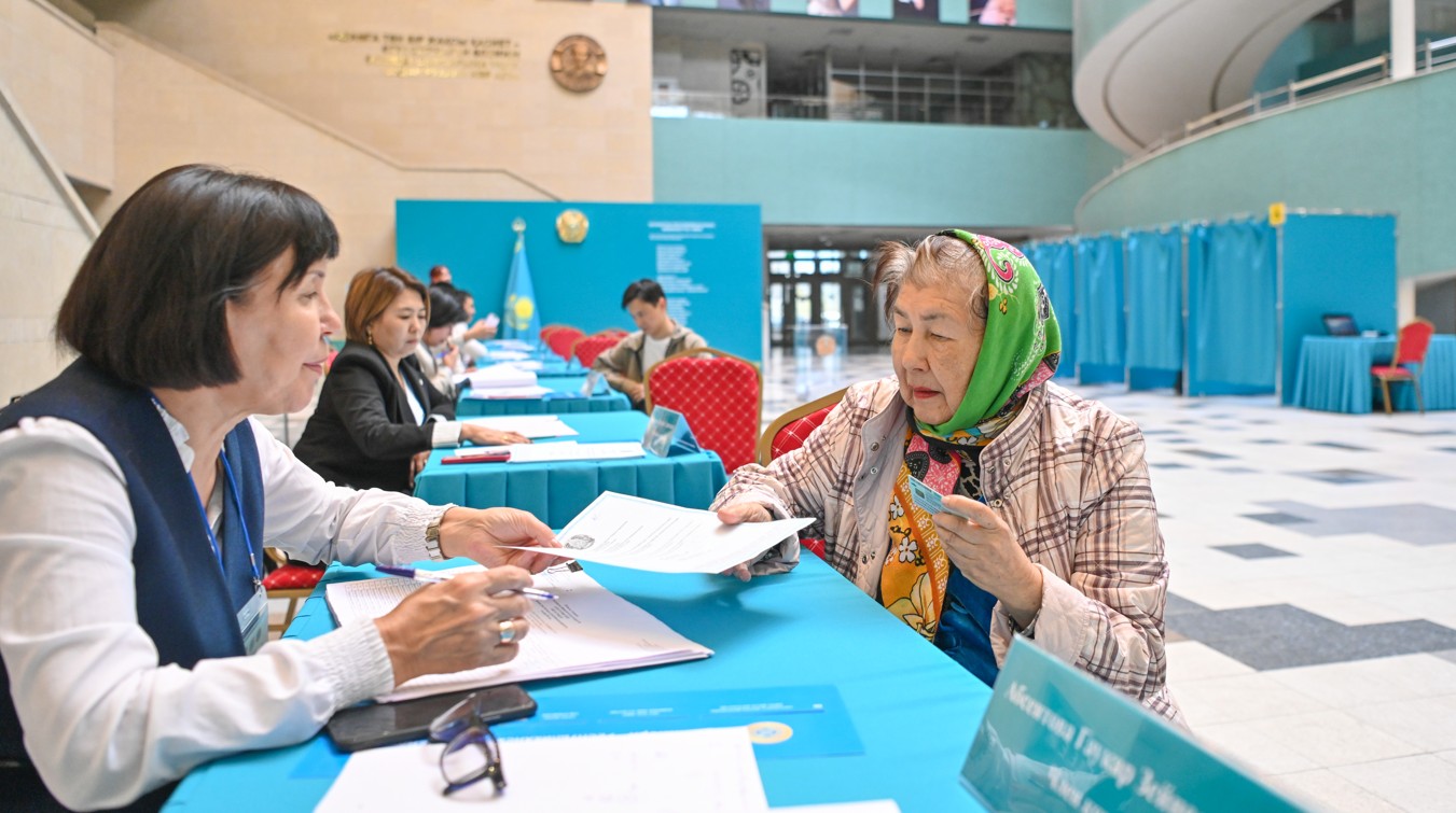 Demokratııa nyshany