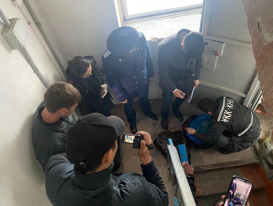 Qaraǵandyda esirtki arnasyn uıymdastyrǵandar ustaldy