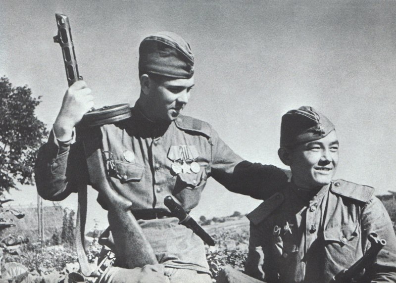 Maıdan men eńbektiń birtýar batyry