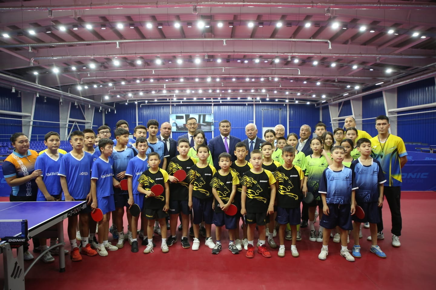 «Samuryq-Qazyna» qory Syr óńirine úsh áleýmettik nysan tartý etti