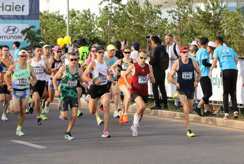 Astanada jeksenbi kúni birneshe kóshe jabylady
