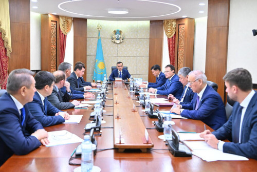 Senatorlar turǵyn úı saıasatyn reformalaý týraly zańdy qarady